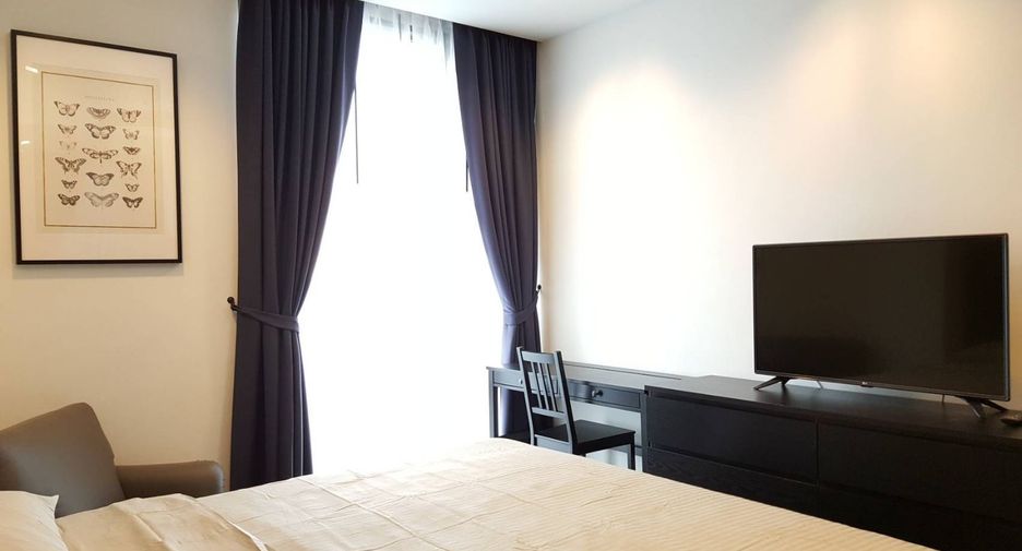 For rent 2 bedrooms condo in Sathon, Bangkok