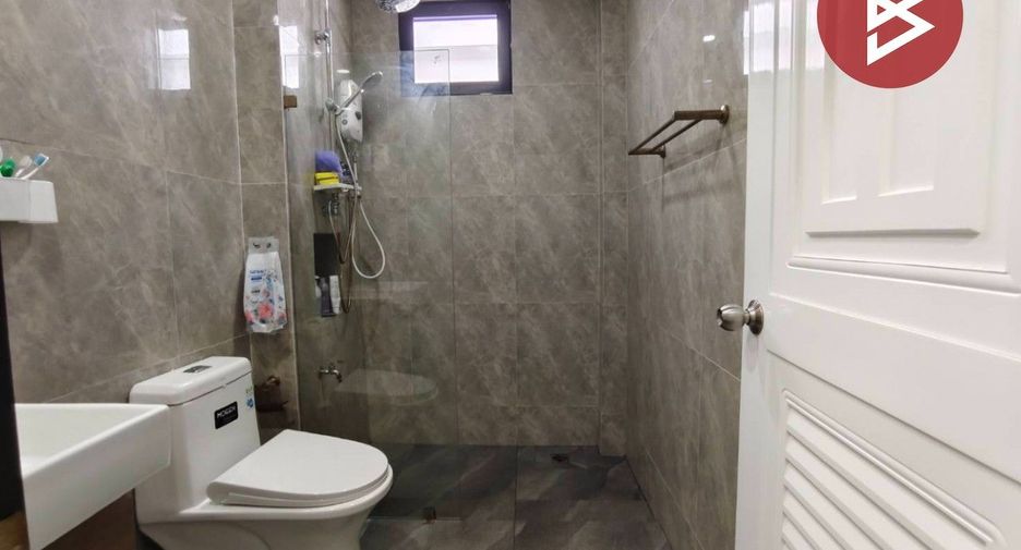 Haus zum Kauf mit 3 Zimmer in Mueang Buriram, Buriram