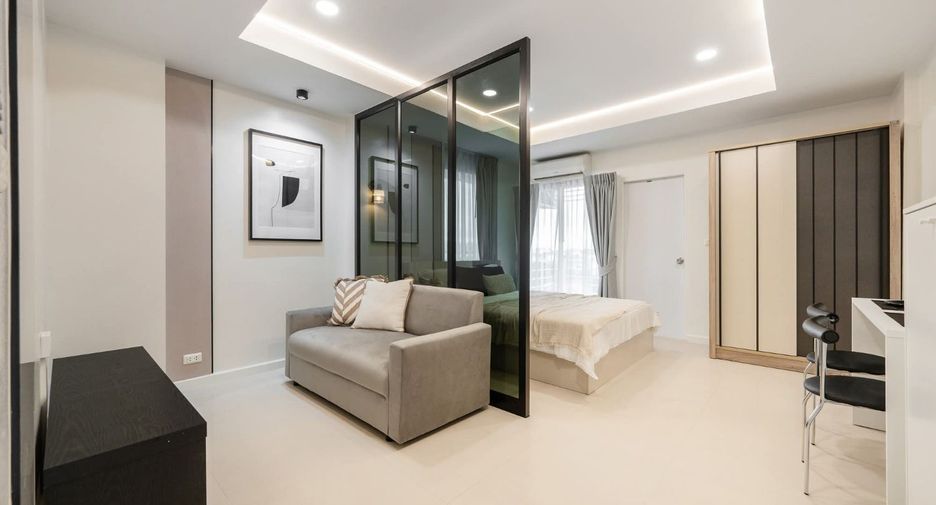 For sale 1 bed condo in Lat Phrao, Bangkok