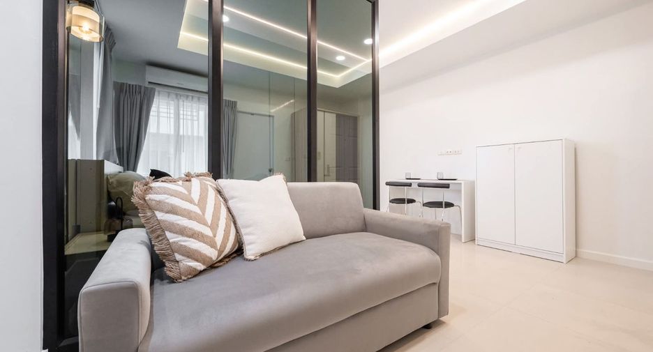 For sale 1 bed condo in Lat Phrao, Bangkok