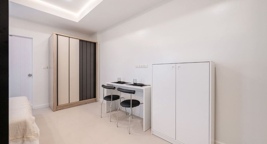 For sale 1 bed condo in Lat Phrao, Bangkok