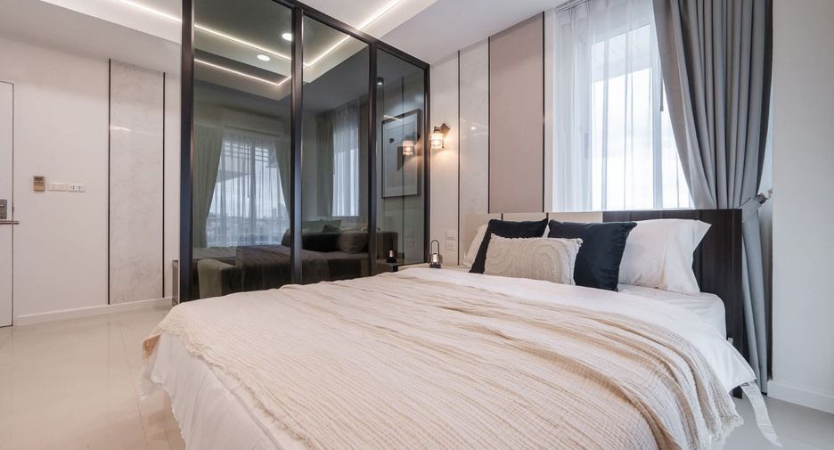 For sale 1 bed condo in Lat Phrao, Bangkok