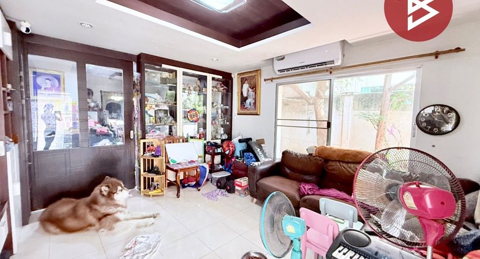 Haus zum Kauf mit 4 Zimmer in Si Racha, Chonburi