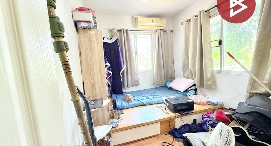 Haus zum Kauf mit 4 Zimmer in Si Racha, Chonburi