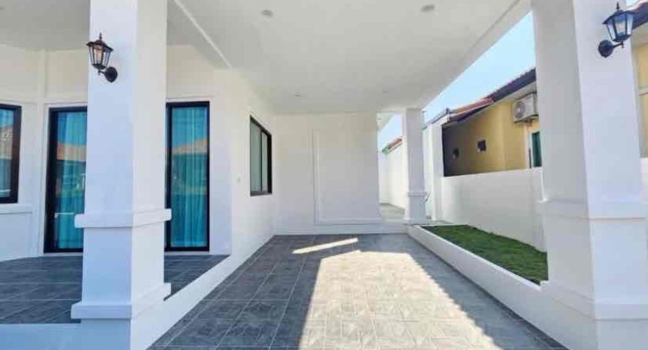 Haus zur Miete mit 3 Zimmer in Bang Lamung, Chonburi