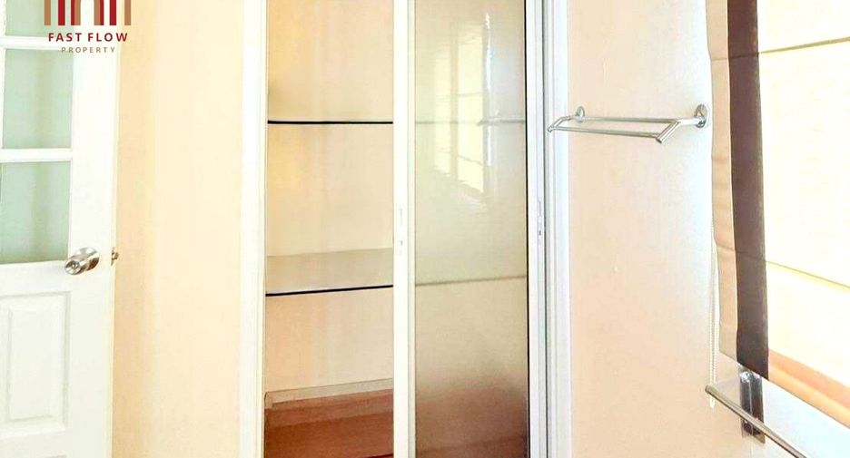 For sale 3 bedrooms house in Mueang Nonthaburi, Nonthaburi