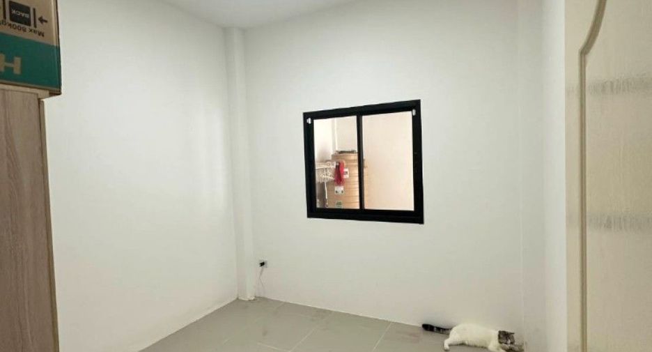 For sale 2 bedrooms house in Ban Pho, Chachoengsao