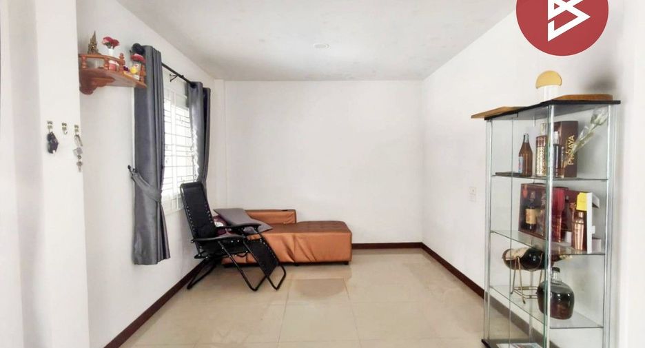 Casa en venta de 3 habitaciones en Ban Bueng, Chonburi