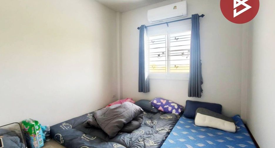 Casa en venta de 3 habitaciones en Ban Bueng, Chonburi