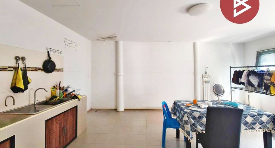 Casa en venta de 3 habitaciones en Ban Bueng, Chonburi