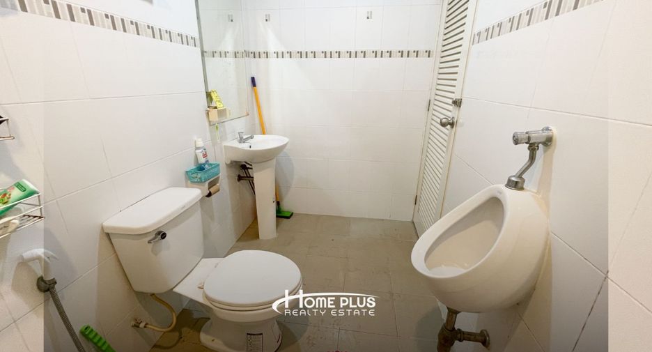 For sale 3 bedrooms townhouse in Lam Luk Ka, Pathum Thani