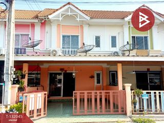 For sale 3 bedrooms townhouse in Phan Thong, Chonburi