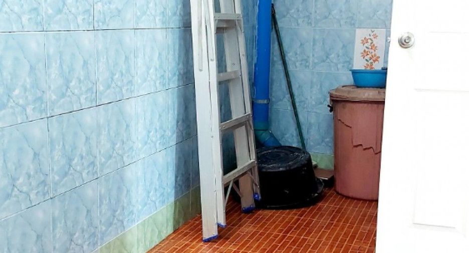 For sale 3 bedrooms townhouse in Phan Thong, Chonburi