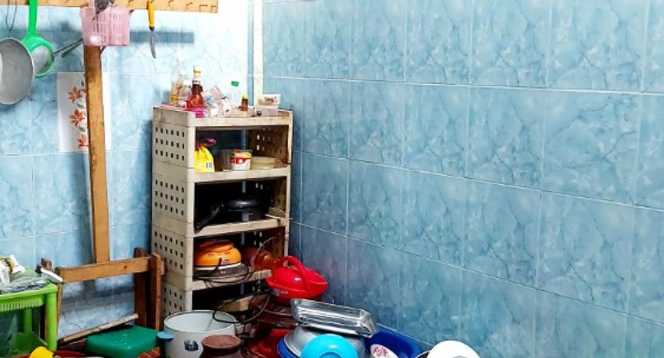 For sale 3 bedrooms townhouse in Phan Thong, Chonburi