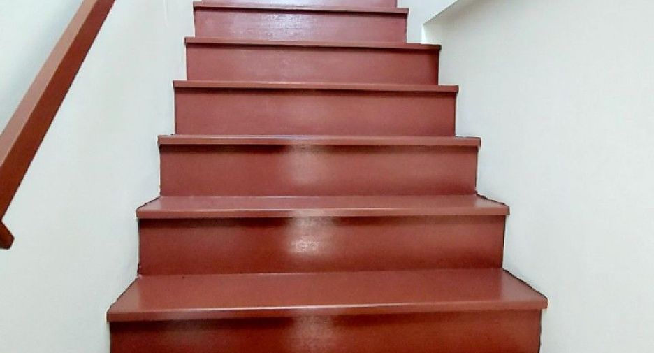 For sale 3 bedrooms townhouse in Phan Thong, Chonburi