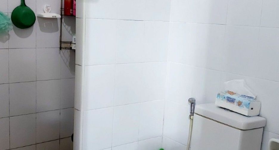 For sale 3 bedrooms townhouse in Phan Thong, Chonburi