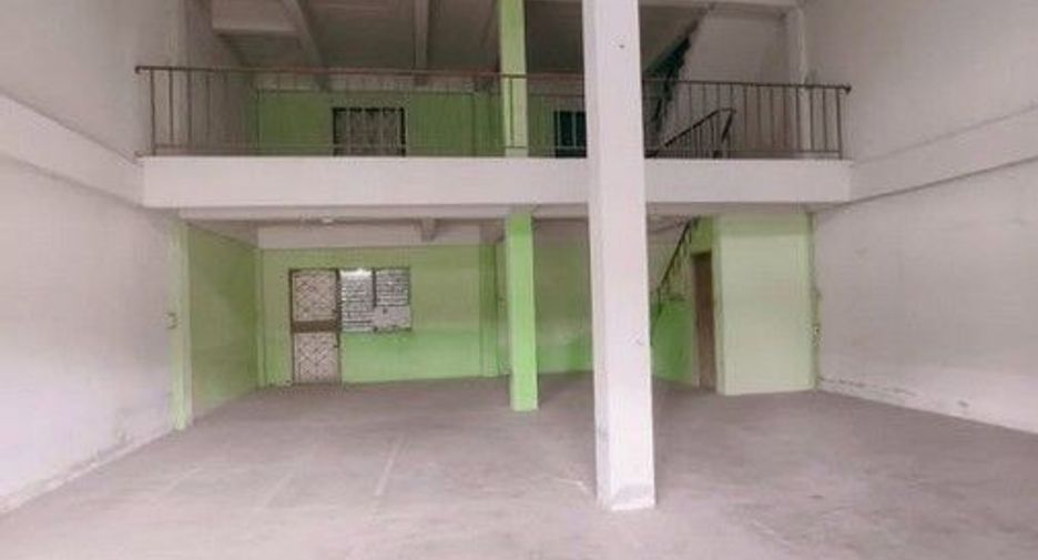 For sale 1 bed retail Space in Hankha, Chainat