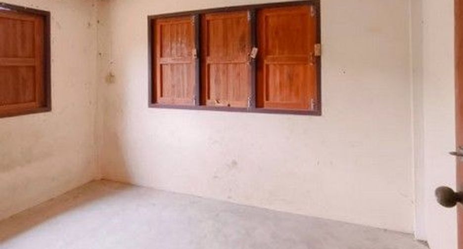 For sale land in Mueang Tak, Tak