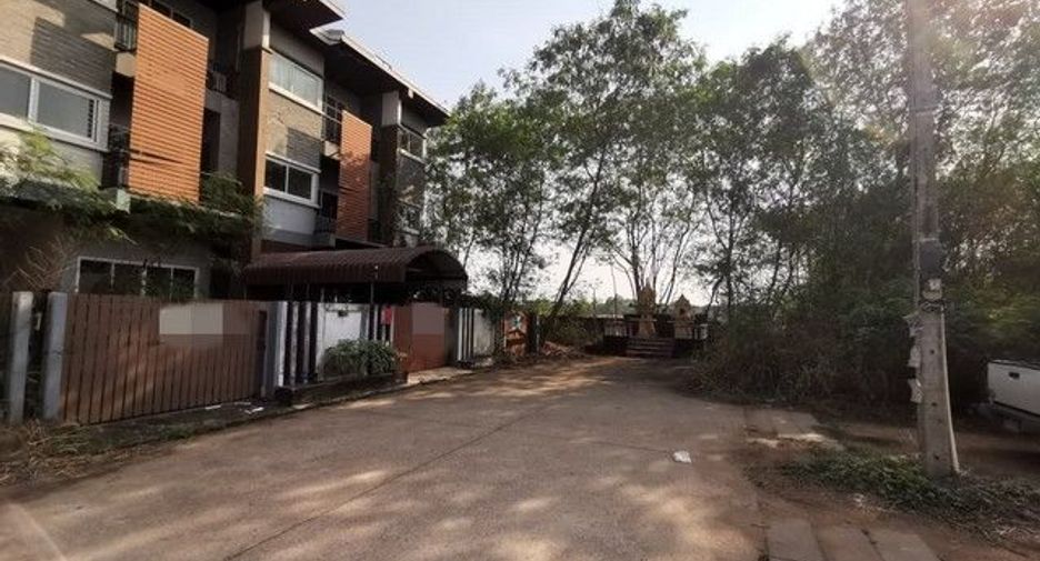 Casa adosada en venta de 1 habitaciones en Watthana Nakhon, Sa Kaeo