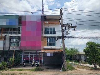 À vendre 1 chambre local commercial à Ban Khai, Rayong
