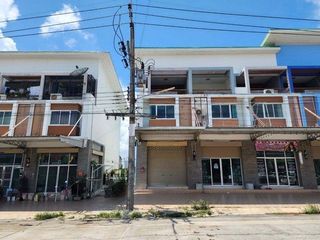 À vendre 1 chambre local commercial à Ban Khai, Rayong