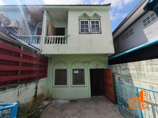 For sale 2 bedrooms townhouse in Bang Sue, Bangkok