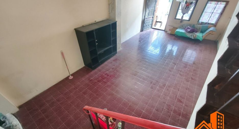 Reihenhaus zum Kauf mit 2 Zimmer in Bang Sue, Bangkok