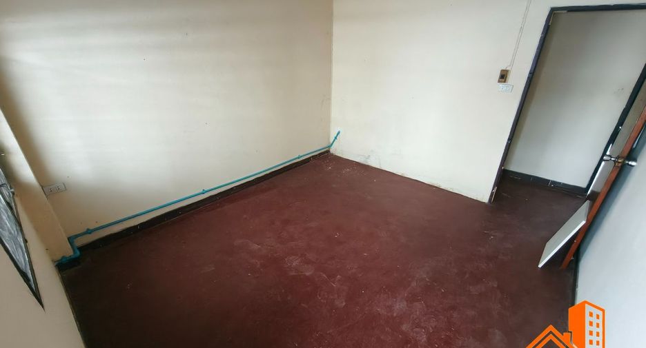 Reihenhaus zum Kauf mit 2 Zimmer in Bang Sue, Bangkok