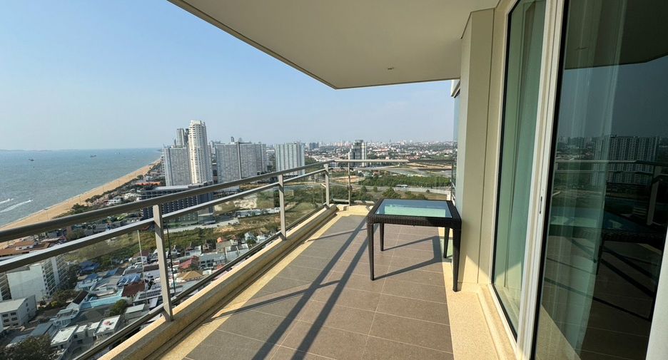 For rent 2 bedrooms condo in Bang Lamung, Chonburi