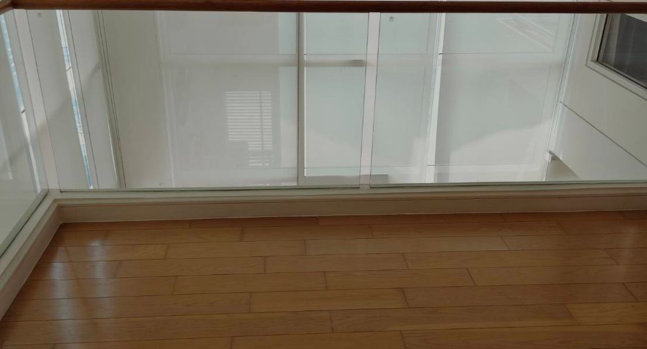 For rent 2 bedrooms condo in Bang Lamung, Chonburi