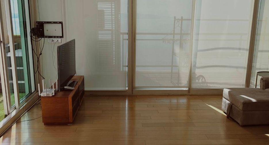 For rent 2 bedrooms condo in Bang Lamung, Chonburi