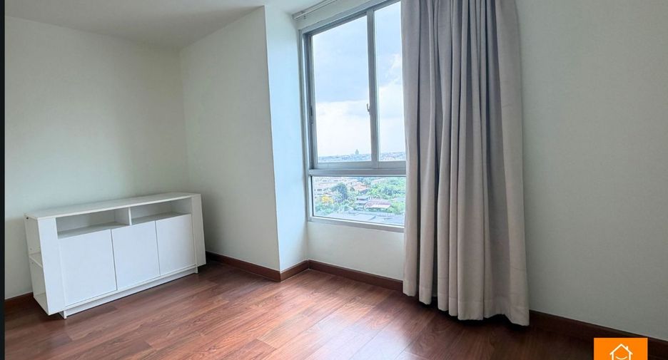 For sale 2 bedrooms condo in Thon Buri, Bangkok