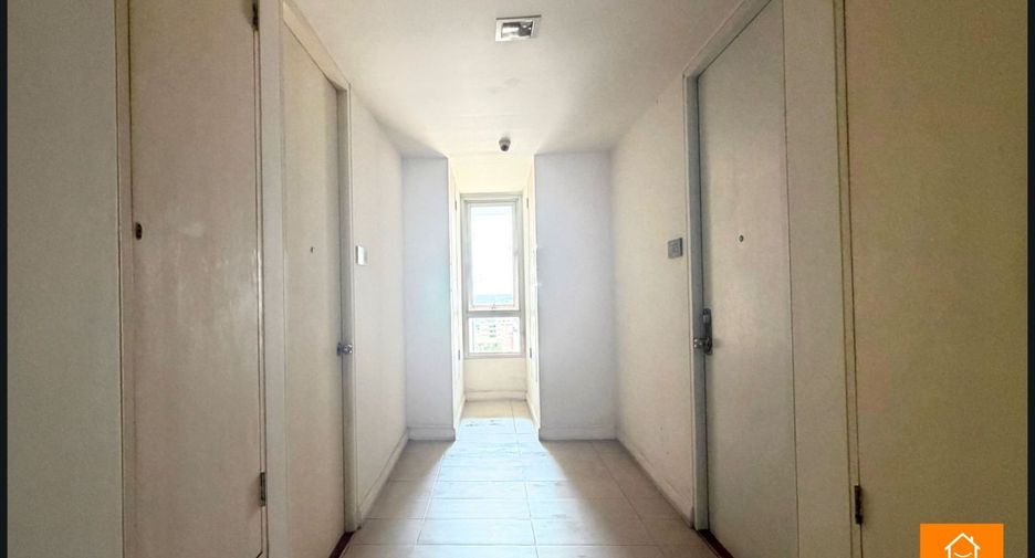 For sale 2 bedrooms condo in Thon Buri, Bangkok