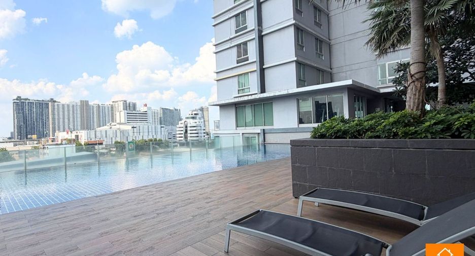 For sale 2 bedrooms condo in Thon Buri, Bangkok