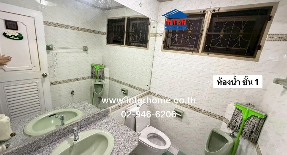 For sale 3 bedrooms house in Khlong Sam Wa, Bangkok