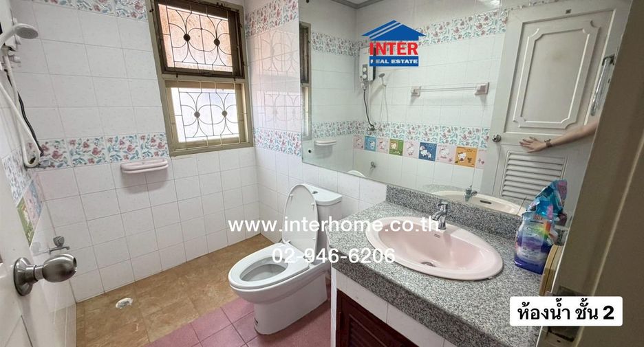 For sale 3 bedrooms house in Khlong Sam Wa, Bangkok