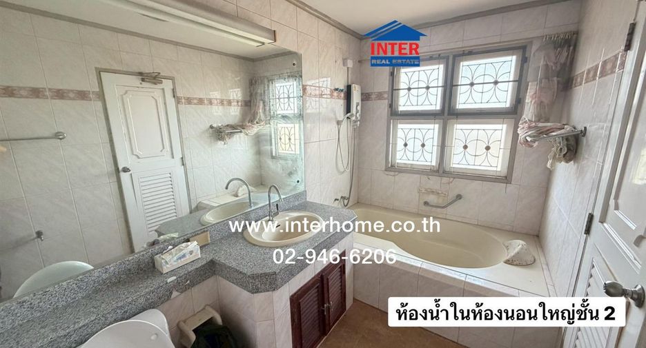 For sale 3 bedrooms house in Khlong Sam Wa, Bangkok