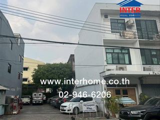 For sale 3 ベッドルーム retail Space in Khlong San, Bangkok