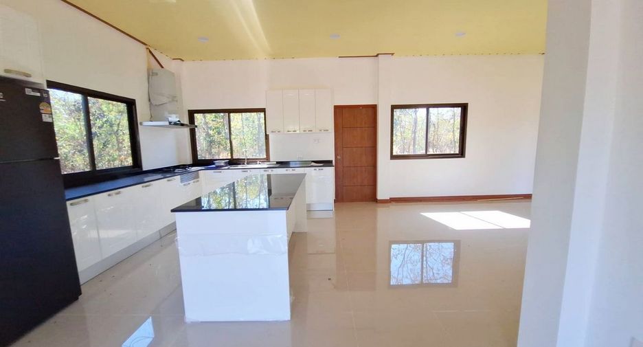 For sale 1 bed house in Phen, Udon Thani