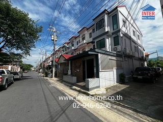 For sale 4 bedrooms townhouse in Bueng Kum, Bangkok