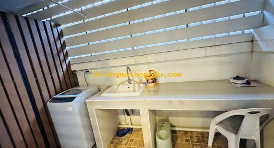 For rent 2 bedrooms townhouse in Mueang Chiang Mai, Chiang Mai