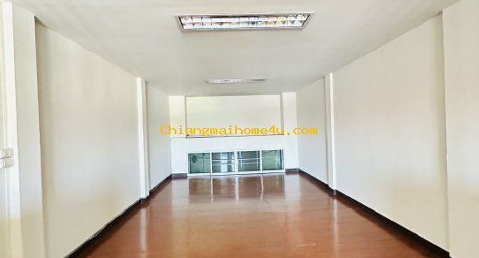 For rent 2 bedrooms townhouse in Mueang Chiang Mai, Chiang Mai