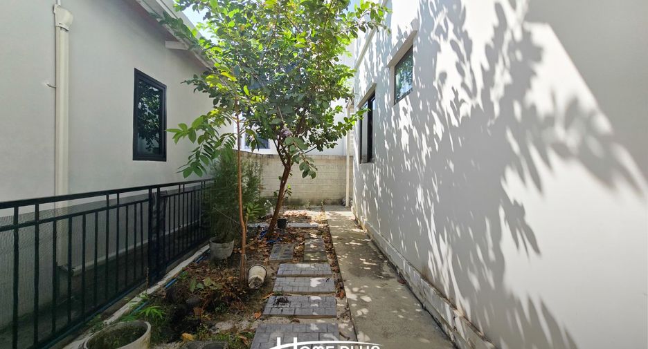 À vendre 3 chambres maison à Bang Sao Thong, Samut Prakan