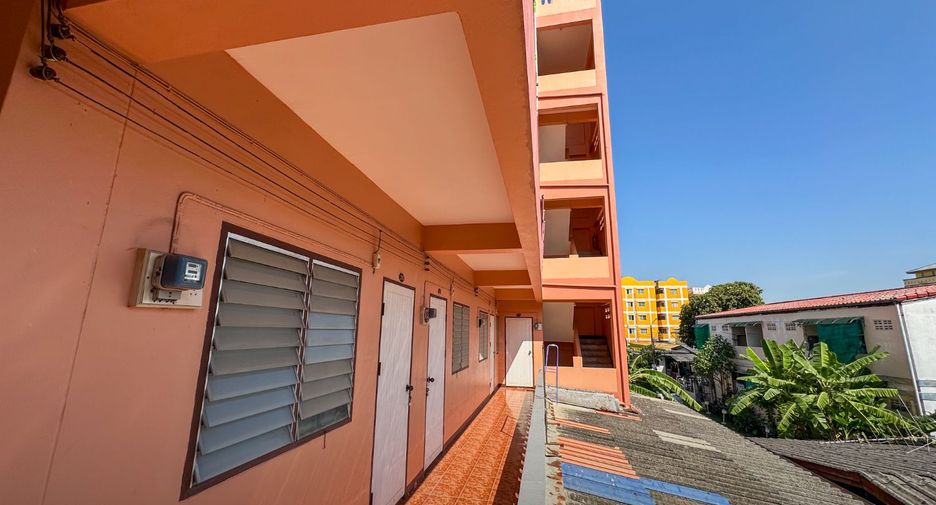 For sale 33 ベッドルーム apartment in Bang Phli, Samut Prakan