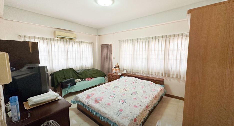 For sale 33 ベッドルーム apartment in Bang Phli, Samut Prakan
