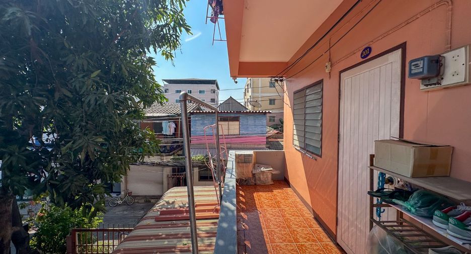 For sale 33 ベッドルーム apartment in Bang Phli, Samut Prakan