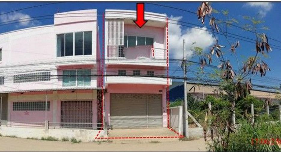For sale 1 bed retail Space in Tha Tako, Nakhon Sawan