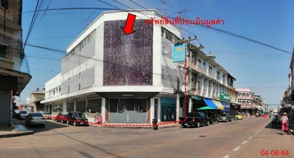 For sale 1 bed retail Space in Taphan Hin, Phichit