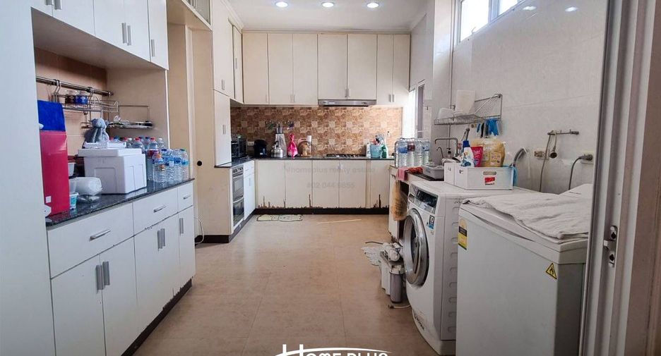 Haus zum Kauf mit 4 Zimmer in Bueng Kum, Bangkok