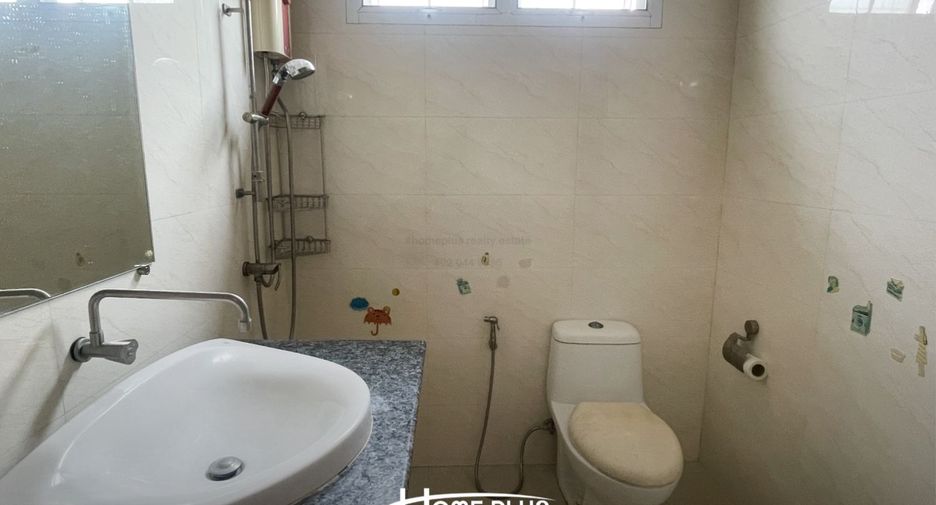 Haus zum Kauf mit 4 Zimmer in Bueng Kum, Bangkok